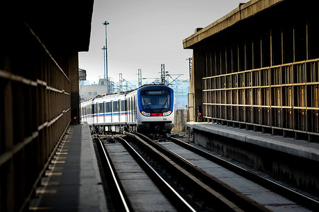 کاهش سرفاصله حرکت قطارها در 3 خط مترو/ورود چهار رام قطار نو به‌زودی